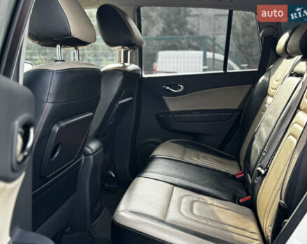 Белый Рено Колеос, объемом двигателя 2 л и пробегом 290 тыс. км за 9450 $, фото 25 на Automoto.ua