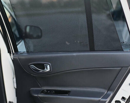 Белый Рено Колеос, объемом двигателя 2 л и пробегом 202 тыс. км за 10300 $, фото 48 на Automoto.ua