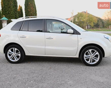 Белый Рено Колеос, объемом двигателя 2 л и пробегом 202 тыс. км за 10300 $, фото 18 на Automoto.ua
