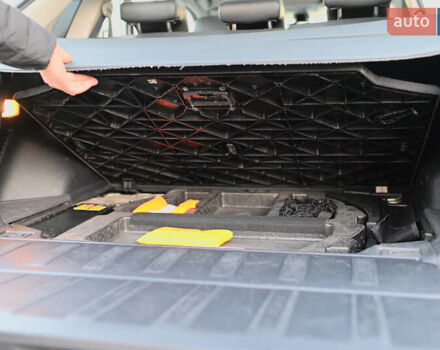 Белый Рено Колеос, объемом двигателя 2 л и пробегом 202 тыс. км за 10300 $, фото 53 на Automoto.ua