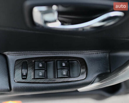 Белый Рено Колеос, объемом двигателя 2 л и пробегом 202 тыс. км за 10300 $, фото 38 на Automoto.ua