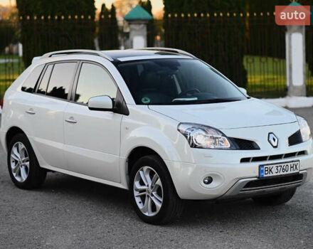 Белый Рено Колеос, объемом двигателя 2 л и пробегом 202 тыс. км за 10300 $, фото 6 на Automoto.ua