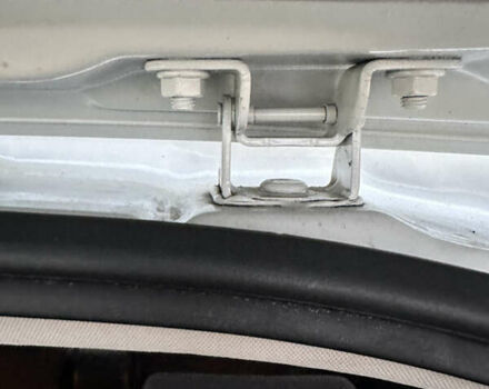 Белый Рено Колеос, объемом двигателя 2 л и пробегом 169 тыс. км за 9700 $, фото 30 на Automoto.ua