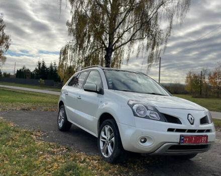 Белый Рено Колеос, объемом двигателя 2 л и пробегом 292 тыс. км за 10000 $, фото 6 на Automoto.ua