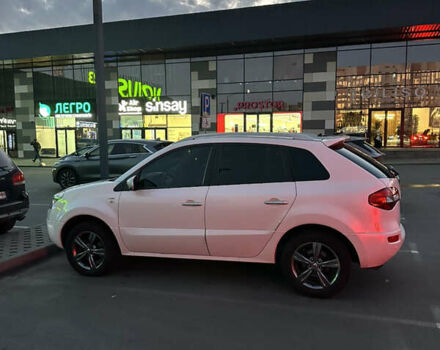 Белый Рено Колеос, объемом двигателя 2.49 л и пробегом 257 тыс. км за 10100 $, фото 1 на Automoto.ua