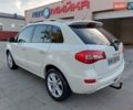 Белый Рено Колеос, объемом двигателя 2 л и пробегом 230 тыс. км за 9600 $, фото 7 на Automoto.ua