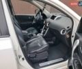 Белый Рено Колеос, объемом двигателя 2 л и пробегом 250 тыс. км за 9300 $, фото 6 на Automoto.ua