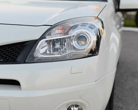 Белый Рено Колеос, объемом двигателя 2 л и пробегом 202 тыс. км за 10300 $, фото 22 на Automoto.ua