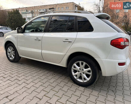 Белый Рено Колеос, объемом двигателя 2 л и пробегом 169 тыс. км за 9700 $, фото 3 на Automoto.ua