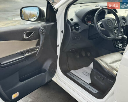 Белый Рено Колеос, объемом двигателя 2 л и пробегом 290 тыс. км за 9450 $, фото 16 на Automoto.ua