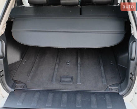 Белый Рено Колеос, объемом двигателя 2 л и пробегом 202 тыс. км за 10300 $, фото 57 на Automoto.ua