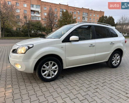 Белый Рено Колеос, объемом двигателя 2 л и пробегом 169 тыс. км за 9700 $, фото 1 на Automoto.ua