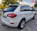 Белый Рено Колеос, объемом двигателя 2 л и пробегом 230 тыс. км за 9600 $, фото 8 на Automoto.ua