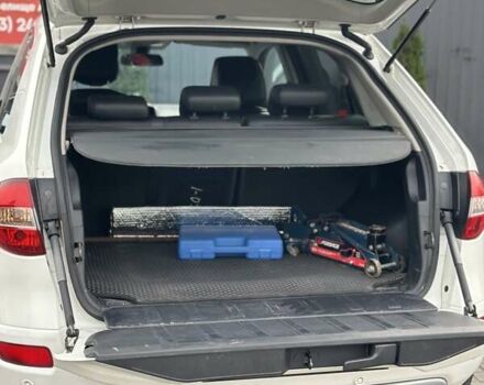 Білий Рено Колеос, об'ємом двигуна 2 л та пробігом 250 тис. км за 9800 $, фото 7 на Automoto.ua