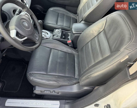 Белый Рено Колеос, объемом двигателя 2 л и пробегом 226 тыс. км за 12500 $, фото 40 на Automoto.ua