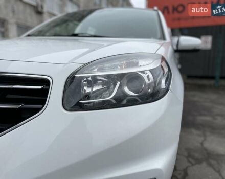 Білий Рено Колеос, об'ємом двигуна 2 л та пробігом 249 тис. км за 10200 $, фото 49 на Automoto.ua