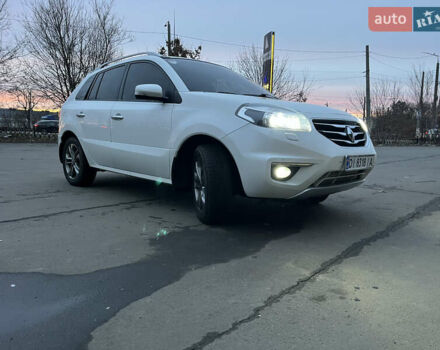 Белый Рено Колеос, объемом двигателя 2 л и пробегом 241 тыс. км за 9000 $, фото 1 на Automoto.ua