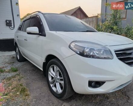 Белый Рено Колеос, объемом двигателя 2 л и пробегом 220 тыс. км за 10900 $, фото 5 на Automoto.ua