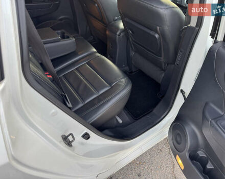 Белый Рено Колеос, объемом двигателя 2 л и пробегом 226 тыс. км за 12500 $, фото 58 на Automoto.ua