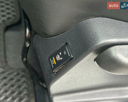 Белый Рено Колеос, объемом двигателя 2 л и пробегом 260 тыс. км за 10290 $, фото 9 на Automoto.ua