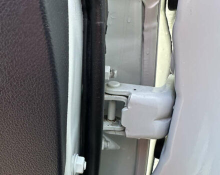 Белый Рено Колеос, объемом двигателя 2 л и пробегом 167 тыс. км за 9700 $, фото 20 на Automoto.ua