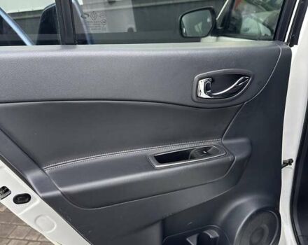 Білий Рено Колеос, об'ємом двигуна 2 л та пробігом 250 тис. км за 9800 $, фото 14 на Automoto.ua