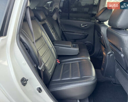 Белый Рено Колеос, объемом двигателя 2 л и пробегом 226 тыс. км за 12500 $, фото 57 на Automoto.ua