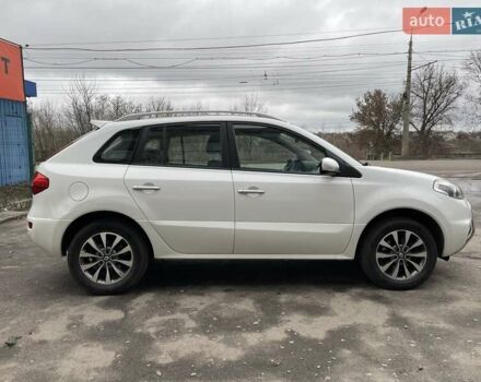 Білий Рено Колеос, об'ємом двигуна 2 л та пробігом 249 тис. км за 10200 $, фото 1 на Automoto.ua