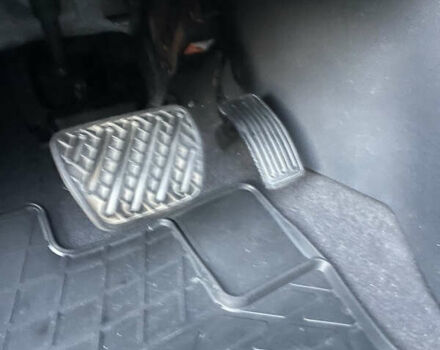 Білий Рено Колеос, об'ємом двигуна 2 л та пробігом 260 тис. км за 9500 $, фото 8 на Automoto.ua