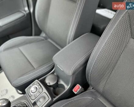 Білий Рено Колеос, об'ємом двигуна 2 л та пробігом 249 тис. км за 10200 $, фото 17 на Automoto.ua