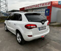 Рено Колеос 2011 в Киеве на Automoto.ua Белый Рено Колеос, объемом двигателя 2 л и пробегом 221 тыс. км за 8200 $, фото 3 на Automoto.ua