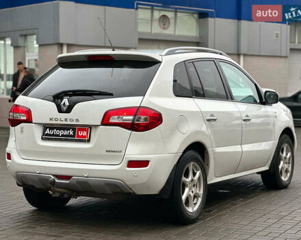Белый Рено Колеос, объемом двигателя 2 л и пробегом 260 тыс. км за 10290 $, фото 3 на Automoto.ua