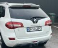 Білий Рено Колеос, об'ємом двигуна 2 л та пробігом 250 тис. км за 9800 $, фото 3 на Automoto.ua