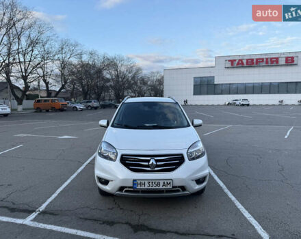 Белый Рено Колеос, объемом двигателя 2 л и пробегом 260 тыс. км за 9900 $, фото 2 на Automoto.ua