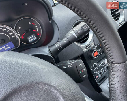 Белый Рено Колеос, объемом двигателя 2 л и пробегом 226 тыс. км за 12500 $, фото 33 на Automoto.ua