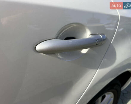 Белый Рено Колеос, объемом двигателя 2 л и пробегом 167 тыс. км за 9700 $, фото 36 на Automoto.ua