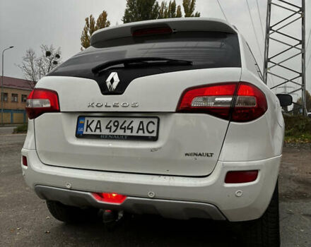 Рено Колеос 2011 в Киеве на Automoto.ua Белый Рено Колеос, объемом двигателя 2 л и пробегом 221 тыс. км за 8200 $, фото 7 на Automoto.ua