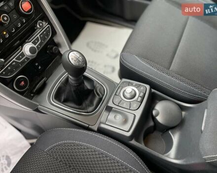 Білий Рено Колеос, об'ємом двигуна 2 л та пробігом 249 тис. км за 10200 $, фото 16 на Automoto.ua