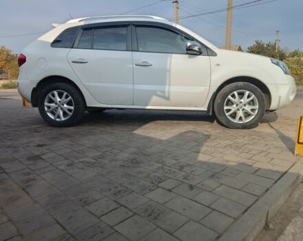 Рено Колеос 2011 в Кривом Роге на Automoto.ua Белый Рено Колеос, объемом двигателя 2 л и пробегом 225 тыс. км за 9950 $, фото 3 на Automoto.ua