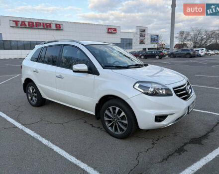 Белый Рено Колеос, объемом двигателя 2 л и пробегом 260 тыс. км за 9900 $, фото 8 на Automoto.ua