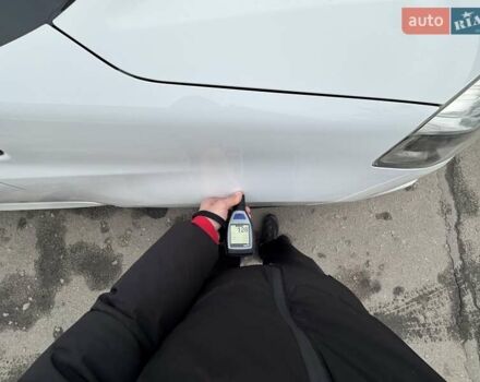 Білий Рено Колеос, об'ємом двигуна 2 л та пробігом 249 тис. км за 10200 $, фото 85 на Automoto.ua