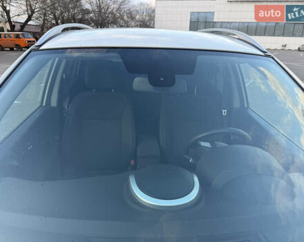 Белый Рено Колеос, объемом двигателя 2 л и пробегом 260 тыс. км за 9900 $, фото 20 на Automoto.ua