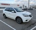 Білий Рено Колеос, об'ємом двигуна 2 л та пробігом 250 тис. км за 9850 $, фото 4 на Automoto.ua