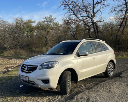 Білий Рено Колеос, об'ємом двигуна 2 л та пробігом 260 тис. км за 9500 $, фото 3 на Automoto.ua