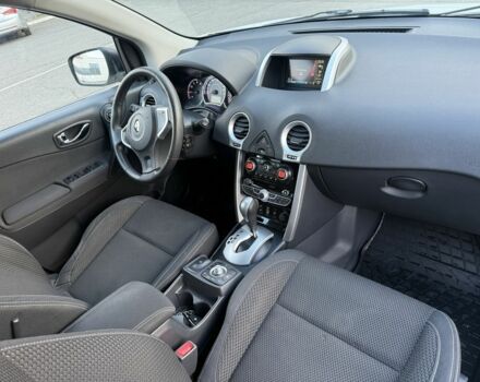 Білий Рено Колеос, об'ємом двигуна 2 л та пробігом 250 тис. км за 9850 $, фото 6 на Automoto.ua