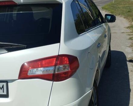 Белый Рено Колеос, объемом двигателя 2 л и пробегом 259 тыс. км за 10700 $, фото 6 на Automoto.ua