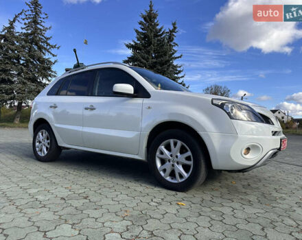 Белый Рено Колеос, объемом двигателя 2 л и пробегом 167 тыс. км за 9700 $, фото 4 на Automoto.ua