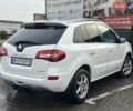 Білий Рено Колеос, об'ємом двигуна 2 л та пробігом 250 тис. км за 9800 $, фото 6 на Automoto.ua