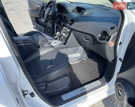 Белый Рено Колеос, объемом двигателя 2.5 л и пробегом 184 тыс. км за 10999 $, фото 24 на Automoto.ua