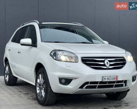 Белый Рено Колеос, объемом двигателя 2 л и пробегом 131 тыс. км за 13800 $, фото 4 на Automoto.ua